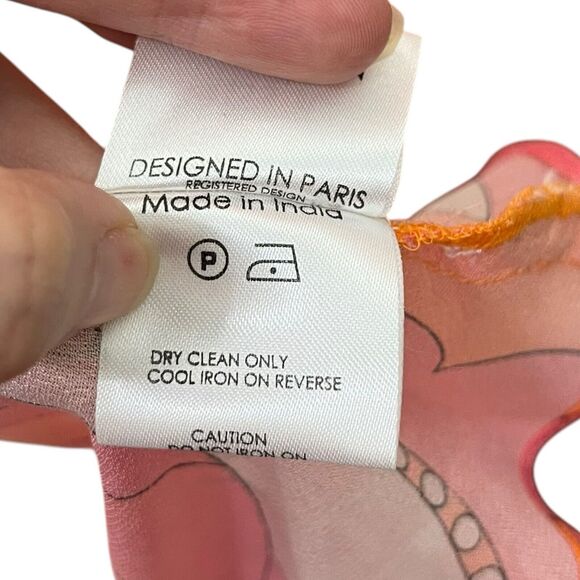 Welcome to my closet! - Picture 13 of 13